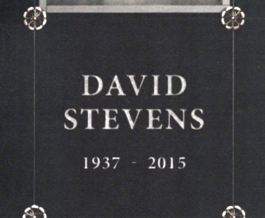 Engraving Sample Door Columbaria nich engraving name and dates